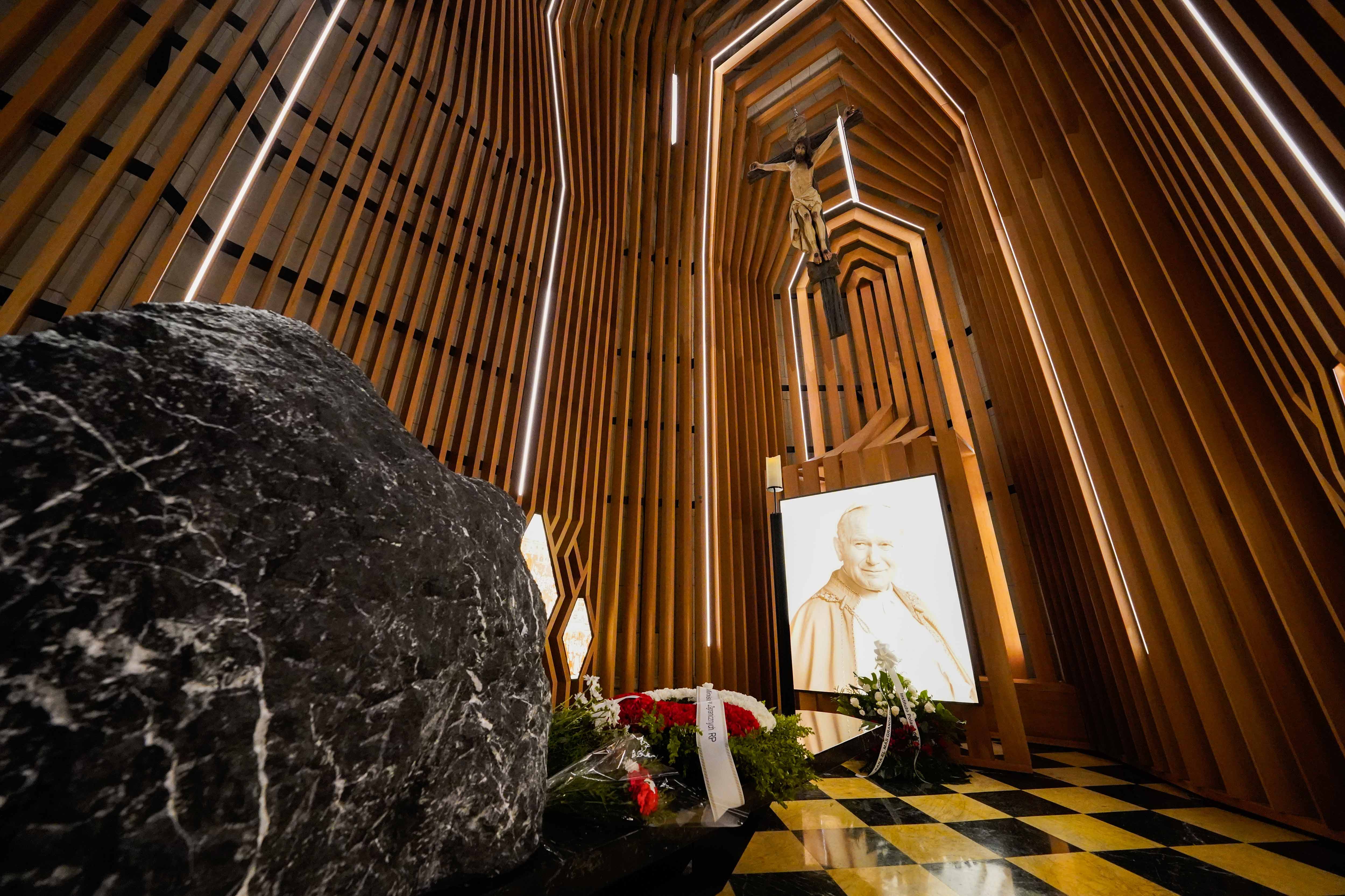 2022-11-13 - Inauguración de la capilla de san Juan Pablo II