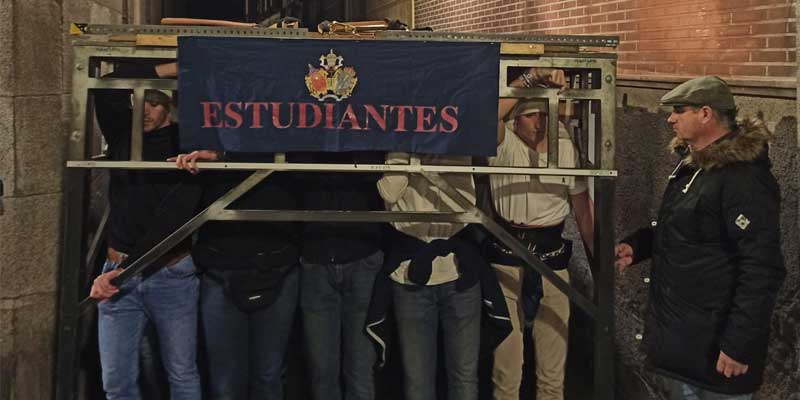 Semana santa ensayo estudiantes