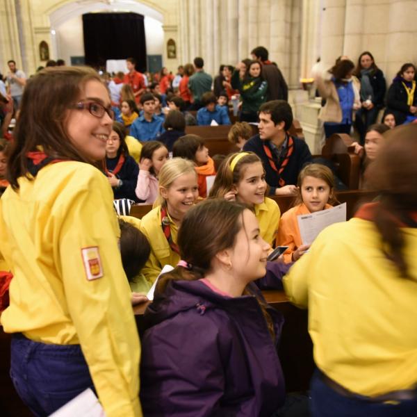 2014-12-14 - Eucaristía del Movimiento Scout Católico y D. Carlos Osoro Diciembre, 2014