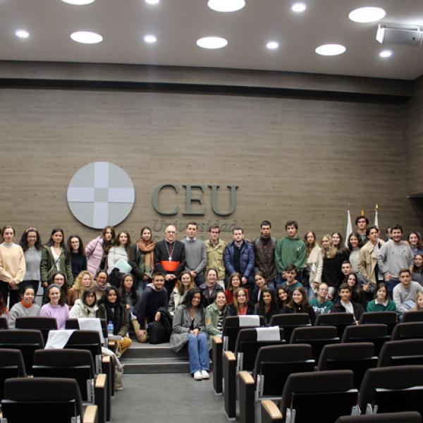2019-04-26 - Visita del cardenal Osoro a la universidad CEU San Pablo