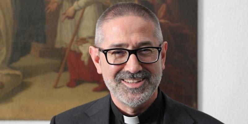 Avelino Revilla preside una Eucarist&iacute;a en Cristo Resucitado en honor a su titular