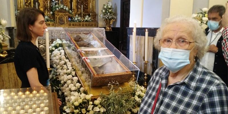 M&aacute;s de 30.000 personas se han acercado ya a venerar el cuerpo incorrupto de san Isidro