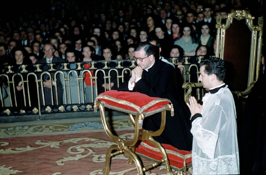 Eucarist&iacute;a en honor a san Josemar&iacute;a en la bas&iacute;lica pontificia San Miguel