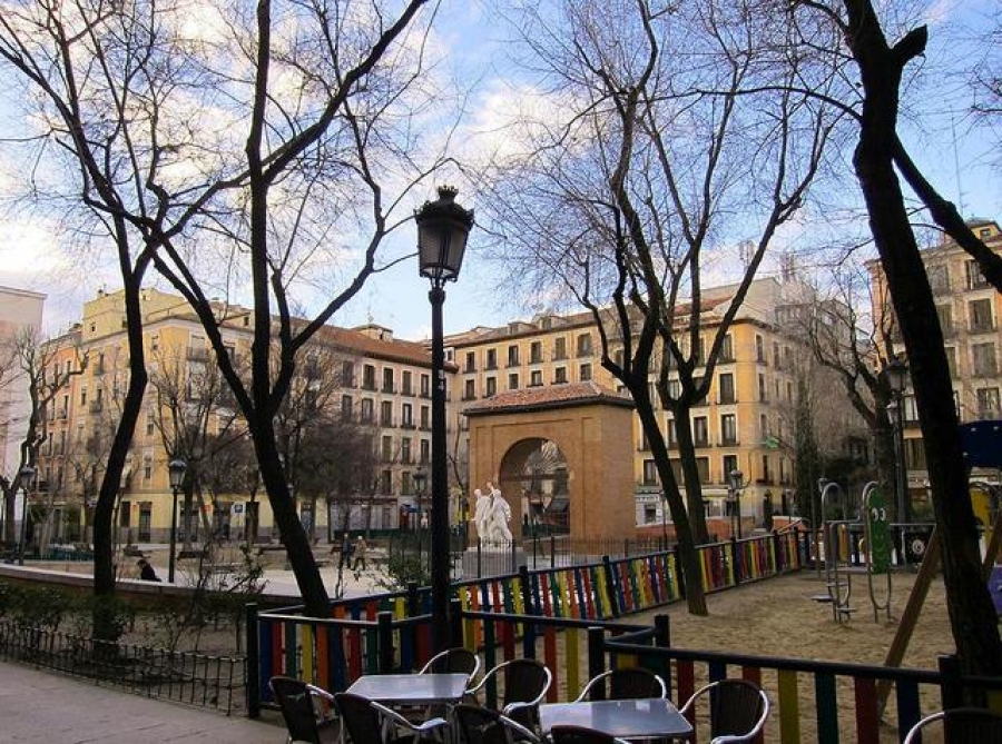 C&aacute;ritas Vicar&iacute;a VII organiza un acto en la calle para presentar la Campa&ntilde;a del Paro