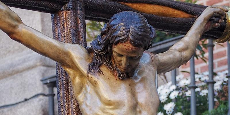 La Hermandad de los Estudiantes prepara su estaci&oacute;n de penitencia con un triduo al Cristo de la Fe y del Perd&oacute;n