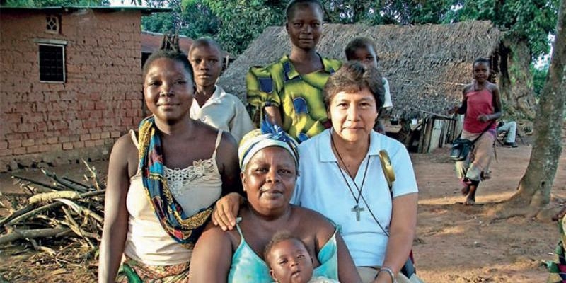 Santa Luisa de Marillac celebra la XXI edici&oacute;n de su fiesta de la solidaridad a beneficio de las misioneras Combonianas